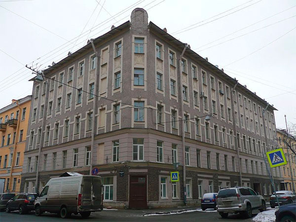 Бронницкая, 21